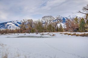 6 Mi to Chico Hot Springs: Villa w/ River Access