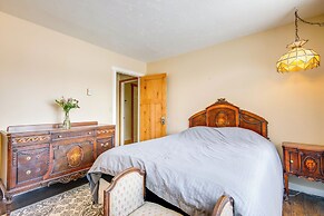 6 Mi to Chico Hot Springs: Villa w/ River Access