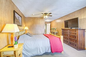 6 Mi to Chico Hot Springs: Villa w/ River Access