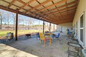 Boat Launch On-site: Lakefront Toledo Bend Getaway