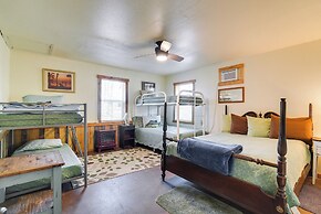Boat Launch On-site: Lakefront Toledo Bend Getaway