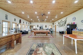 Boat Launch On-site: Lakefront Toledo Bend Getaway