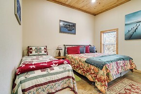 Boat Launch On-site: Lakefront Toledo Bend Getaway