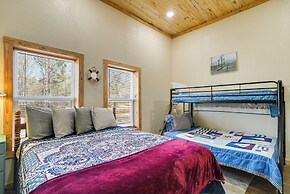 Boat Launch On-site: Lakefront Toledo Bend Getaway