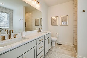 Nolin Lake Views: Spacious Home in Clarkson!