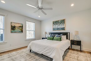 Nolin Lake Views: Spacious Home in Clarkson!