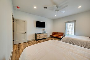 Nolin Lake Views: Spacious Home in Clarkson!