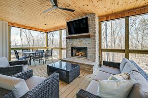 Nolin Lake Views: Spacious Home in Clarkson!