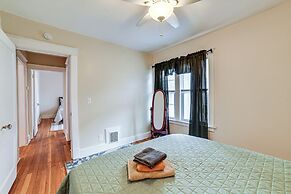 1 Mi to Dtwn Binghamton: Apt w/ Covered Balcony!