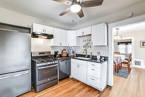 1 Mi to Dtwn Binghamton: Apt w/ Covered Balcony!