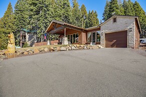 Fire Pit + Views: Serene Lake Almanor Retreat