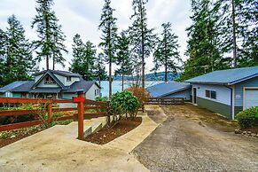 Balcony w/ Bay Views: Family Gem in Port Townsend