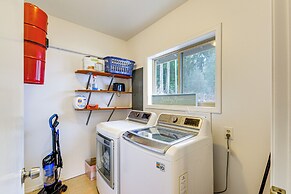 Balcony w/ Bay Views: Family Gem in Port Townsend