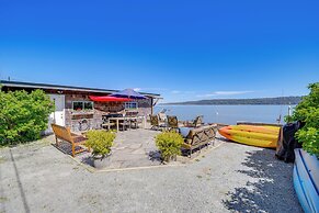 Waterfront Gem w/ 2 Patios on Camano Island