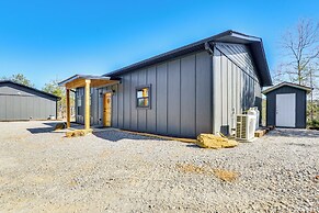 Near Hiking Trails: Mtn-view Haven in Englewood!