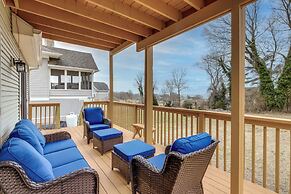 Walk to Eastern Point Beach: Apt w/ Water View!