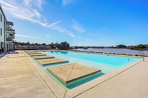 3 Mi to Gulfport Beaches: Waterfront 'casa Pesce'