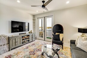 3 Mi to Gulfport Beaches: Waterfront 'casa Pesce'