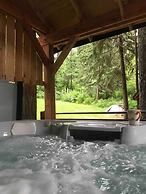 Slopes Spokes Alaska Large HOT TUB