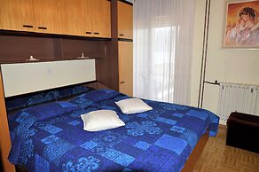 Spacious Seaside Retreat in Poljica