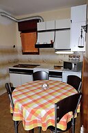 Spacious Seaside Retreat in Poljica