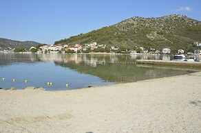 Spacious Seaside Retreat in Poljica