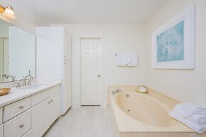 Phoenix West 607 3 Bedroom Condo