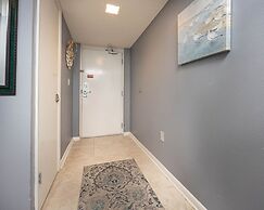 Phoenix Vi 6713 3 Bedroom Condo