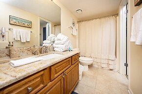 Phoenix Vi 6713 3 Bedroom Condo