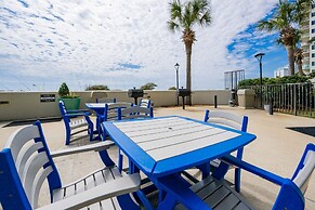 Phoenix Vi 6713 3 Bedroom Condo