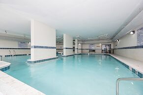 Phoenix Vi 6713 3 Bedroom Condo