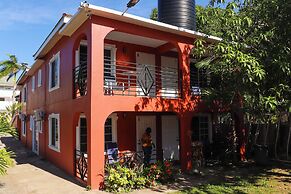 Paradise On The Rocks Hotel