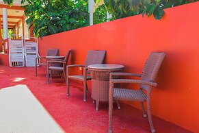 Paradise On The Rocks Hotel