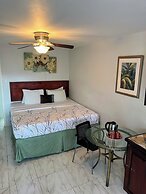 Paradise On The Rocks Hotel