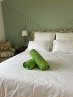 Charming Cottage in Elgin, Grabouw