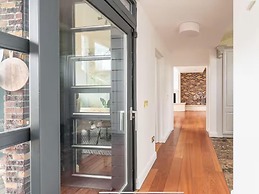 Charming 6-bed Escape- Balconies & Panoramic Views