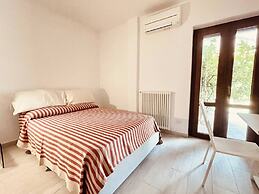 Charming Porto Santo Stefano Apartment With Pool Access
