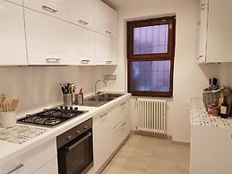 Charming Porto Santo Stefano Apartment With Pool Access
