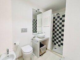 Charming Porto Santo Stefano Apartment With Pool Access