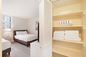 GLOBALSTAY Tides Hollywood Beach Retreat