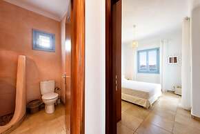 Kite Surf House 5 From the Beach -island Living-