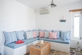 Seaside Villa Costal Vibes Walk to Beach