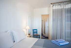 Seaside Villa Costal Vibes Walk to Beach