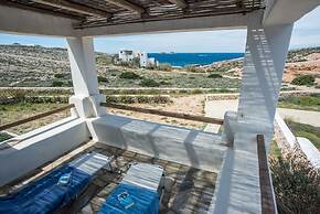 Seaside Villa Costal Vibes Walk to Beach