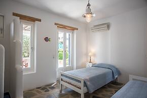 Seaside Villa Costal Vibes Walk to Beach