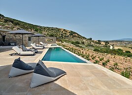 Aegean Hestia Luxury Villa of Paros