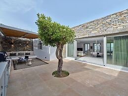 Aegean Hestia Luxury Villa of Paros
