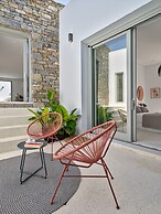 Aegean Hestia Luxury Villa of Paros