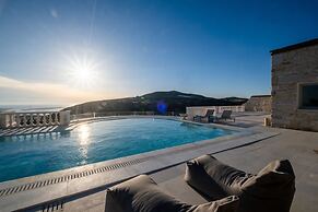 Luxury Villa Aethra -island Living Paros-