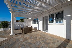 Luxury Villa Aethra -island Living Paros-